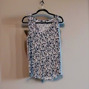 Maurice’s Flowy Floral Tank Top Cream and Blue Size Medium